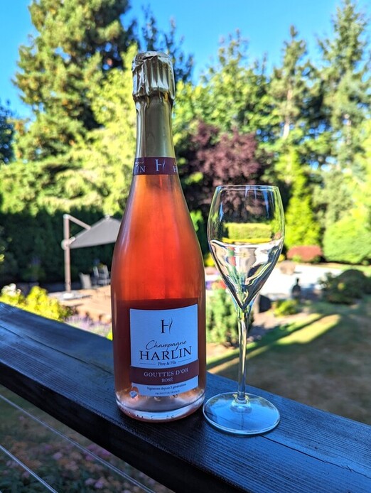 Bottle of Harlin Pere & Fils, Gouttes d'Or Rose.