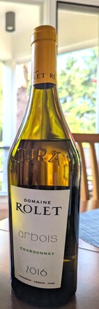 Bottle of Chardonnay wien